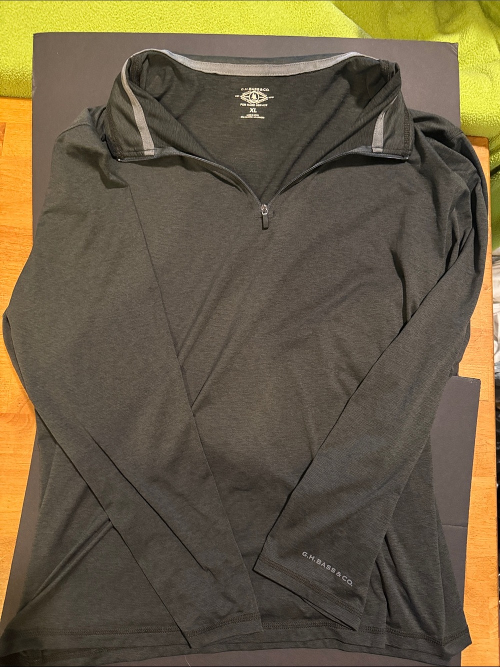 G.H. Bass & Co. Men's Charcoal Lightweight Quarter-Zip Shirt